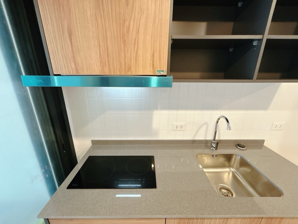 For SaleCondoLadprao, Central Ladprao : Last house‼️ The Line Vibe size 65.65 Sq.m 2 bed 2 bath only 7.79 MB contact 086-795-9997 Jimmy