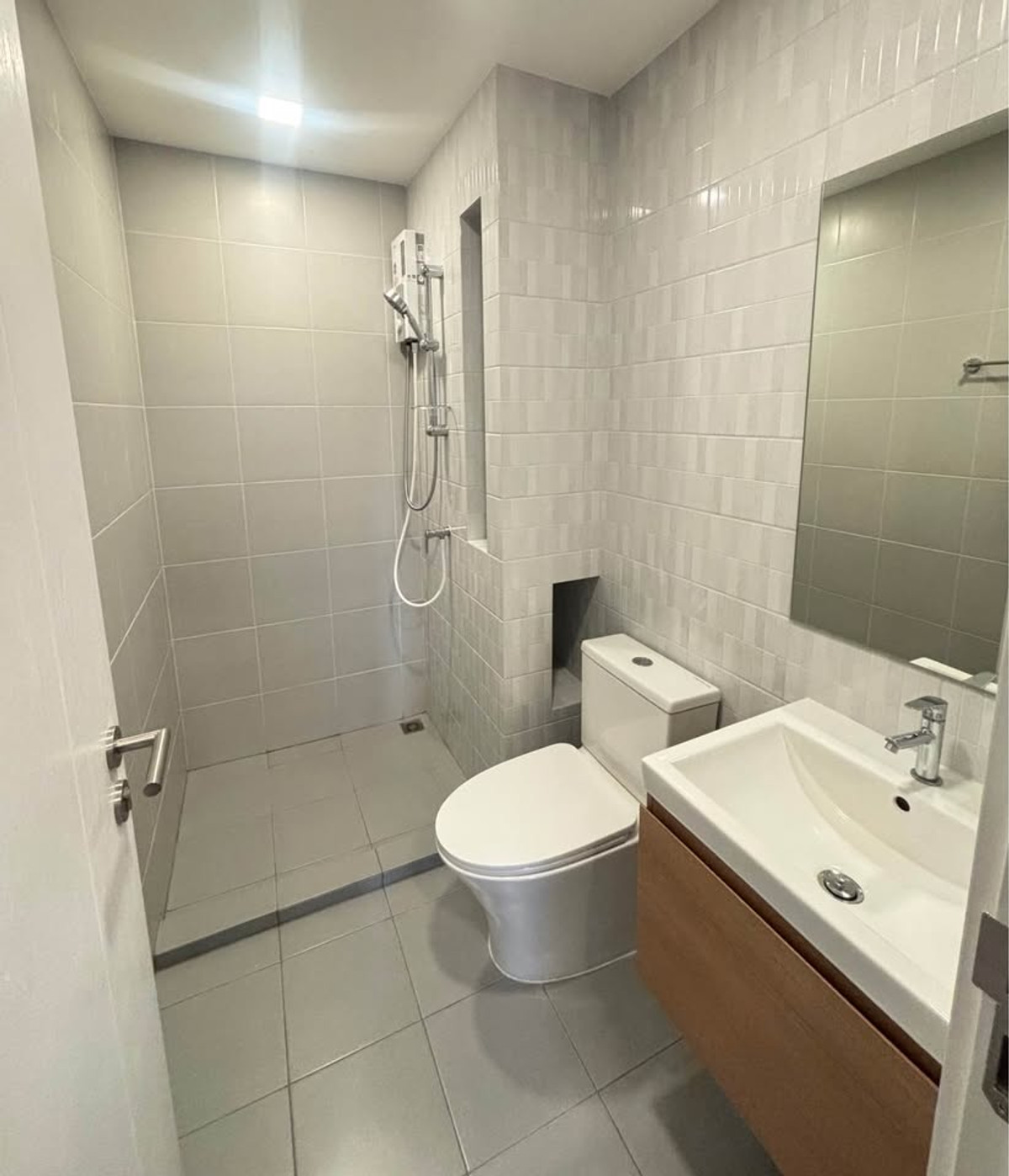 For RentCondoPinklao, Charansanitwong : ⭐️ Chapter One Spark Charan⭐️ New room, 1 bedroom, complete with electrical appliances.