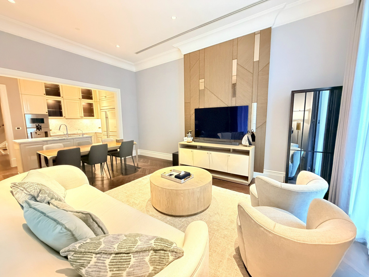 For RentCondoWitthayu, Chidlom, Langsuan, Ploenchit : Condo for rent✨Super Luxury near BTS Ploenchit | 98 WIRELESS | 3 bedrooms +1 maid room near Central Chidlom and American Embassy.