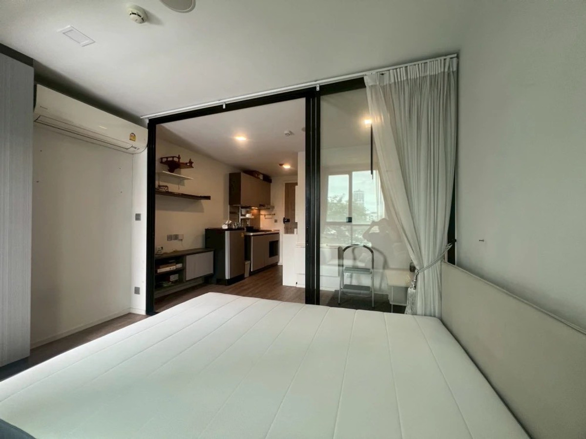 For RentCondoLadprao, Central Ladprao :  ★ Atmoz Ladprao 15 ★ 26 sq m, 5th floor (1 bedroom, 1 bathroom) ★ Near MRT Ladprao ★ Near Big C, Central and Union Mall ★ Many amenities ★ Fully furnished with appliances ★