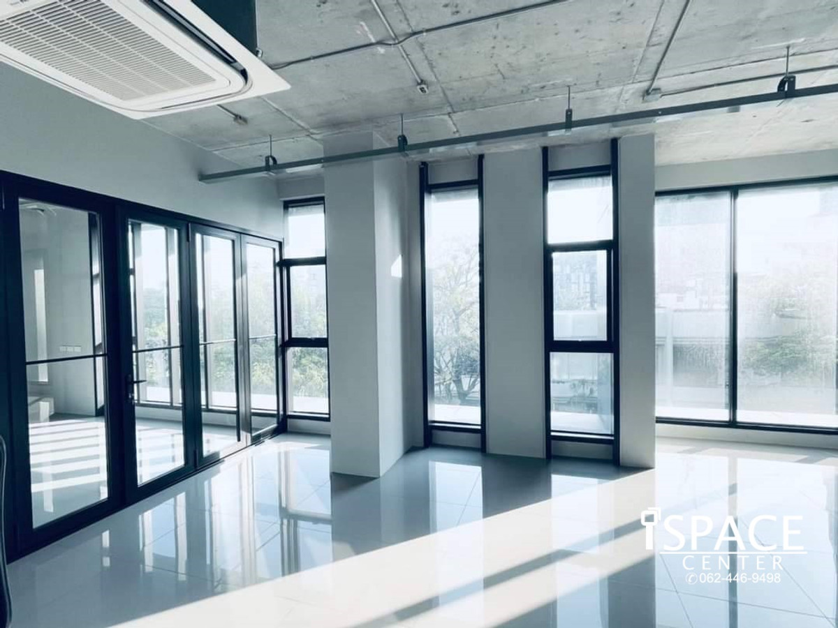 ให้เช่าสำนักงานอารีย์ อนุสาวรีย์ : ให้เช่าสำนักงาน  ใกล้ BTS อารีย์ เพียง 700 เมตร ทำเลดี ย่านพหลโยธิน เข้า-ออกสะดวก เหมาะสำหรับสำนักงานทุกประเภท