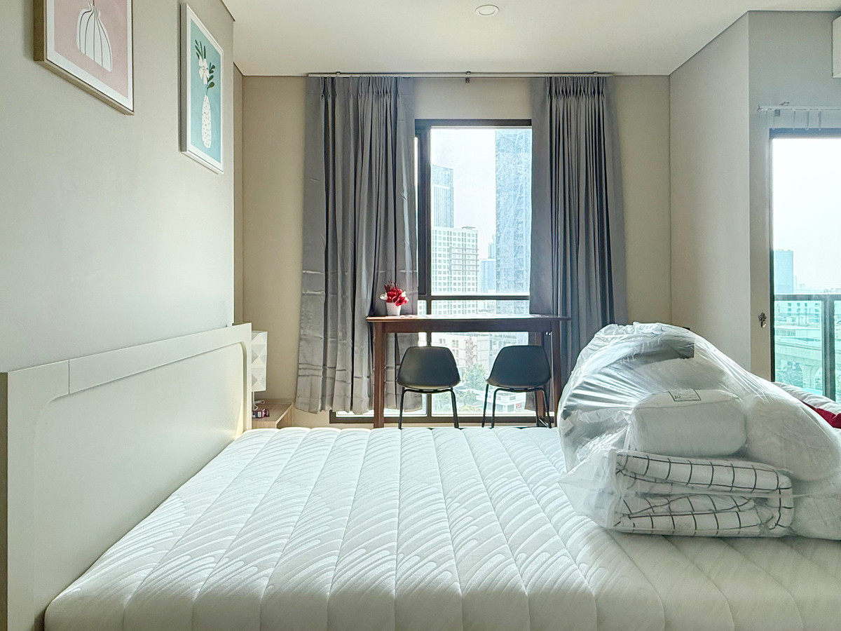 ขายคอนโดเกษตรศาสตร์ รัชโยธิน : ขายด่วน!!  ราคาถูก 🌈✨  Lumpini Park Phahol 32 (1 Studio , 24.5 ตร.ม.) เพียง 2.59 MB เท่านั้น!!  ห้องพร้อมเฟอร์นิเจอร์ โทร 092-2462653 Donut