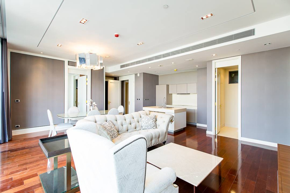 CondoSukhumvit, Asoke, Thonglor : For rent and sale Marque Sukhumvit 39 2 bedrooms 3 bathrooms fully furnished. Ready to move in!