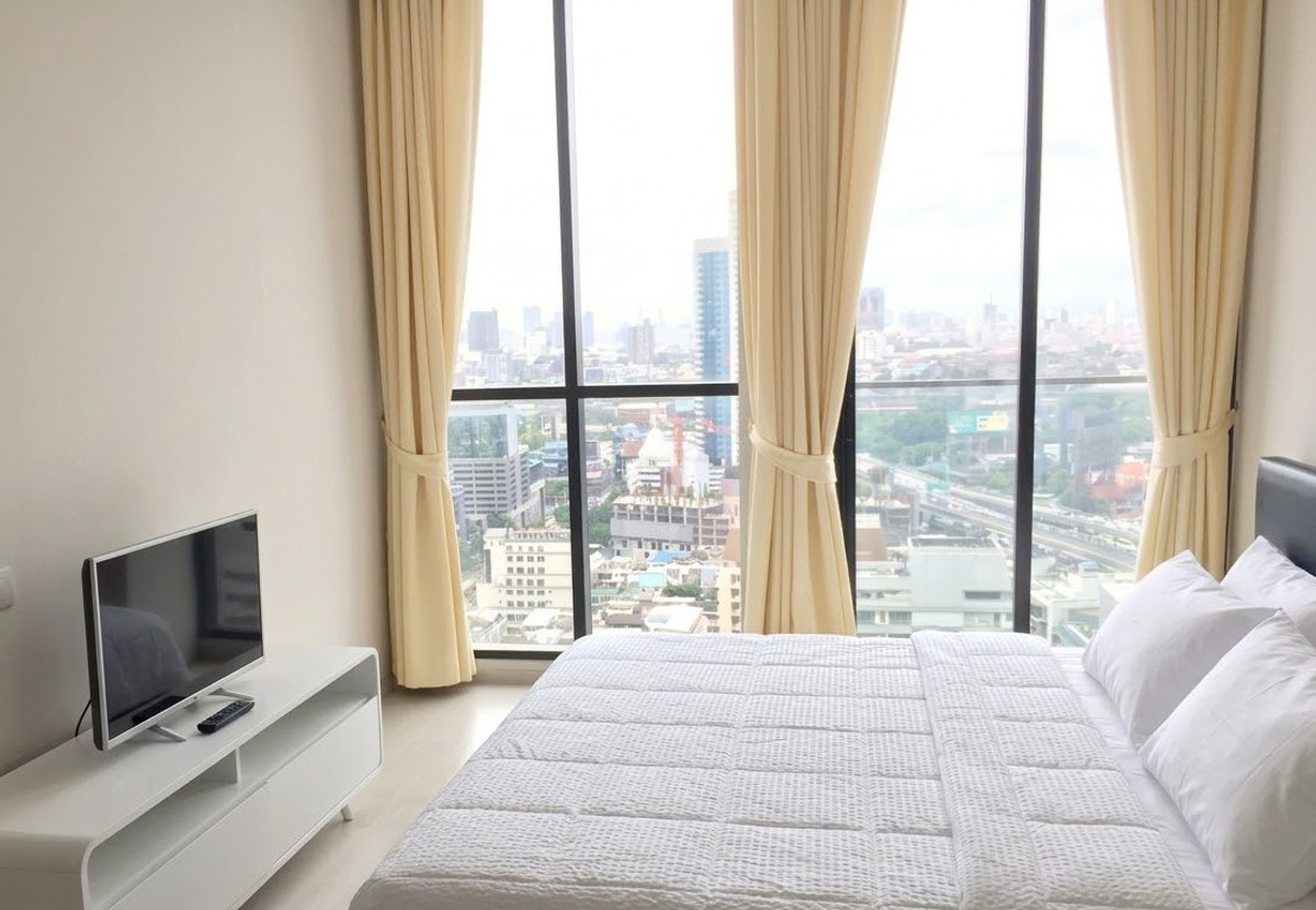 ให้เช่าคอนโดวิทยุ ชิดลม หลังสวน : ให้เช่า Noble Ploenchit ห้องกว้าง ตกแต่งสวยมาก เฟอร์ครบ ราคาดีสุดๆ 