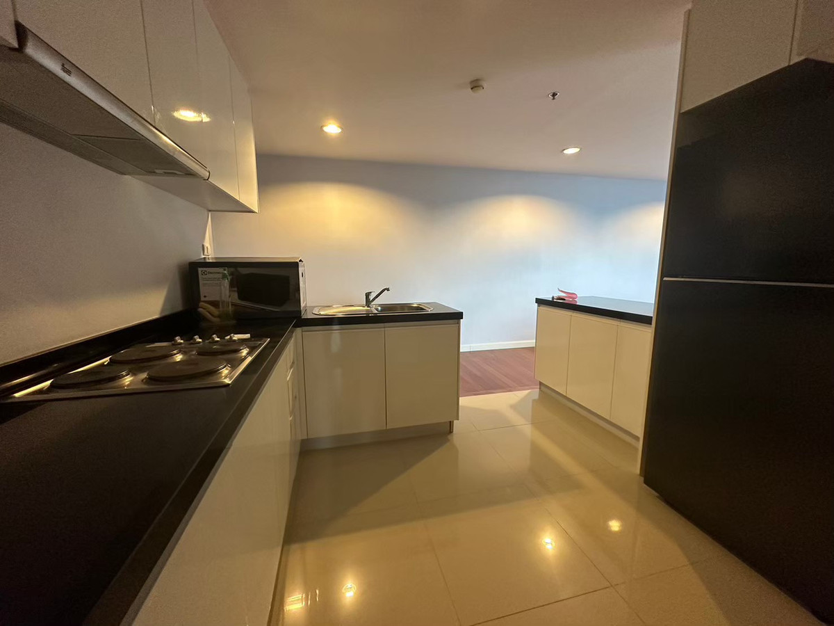 ให้เช่าคอนโดพระราม 9 เพชรบุรีตัดใหม่ RCA :  💥 FOR RENT   :   Belle  Avenue  Rama 9  Condo   💥  