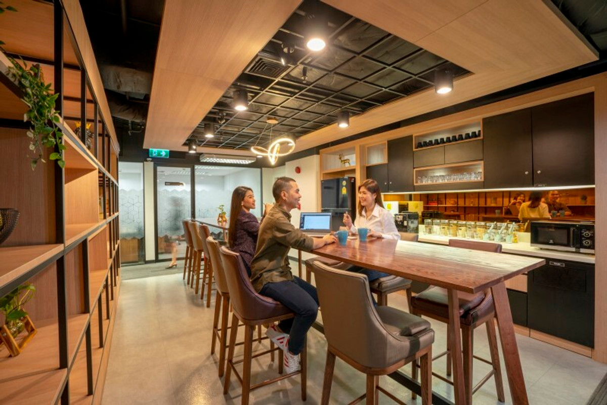 For RentOfficeRama9, Petchburi, RCA : Bangkok Office For Rent Rama9 Serviced Office C.P. Tower2 Office Building Fully-Furnished Starting for 1 - 50 Workstations (Rental Price starting from 10,000 THB/month) closed to MRT Phra Ram9, Ratchada, Huaykhwang, Rama9