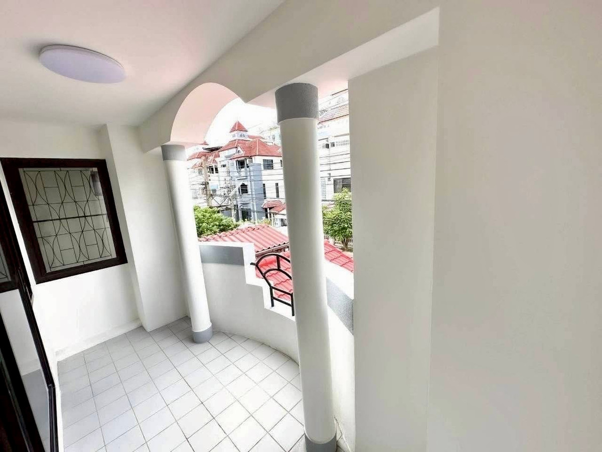 For RentOnnut, Udomsuk : Home Avenue Sukhumvit 101/1 / 5 Bedrooms (For Rent), Home Avenue Sukhumvit 101/1 / 5 Bedrooms (FOR RENT) GNG005