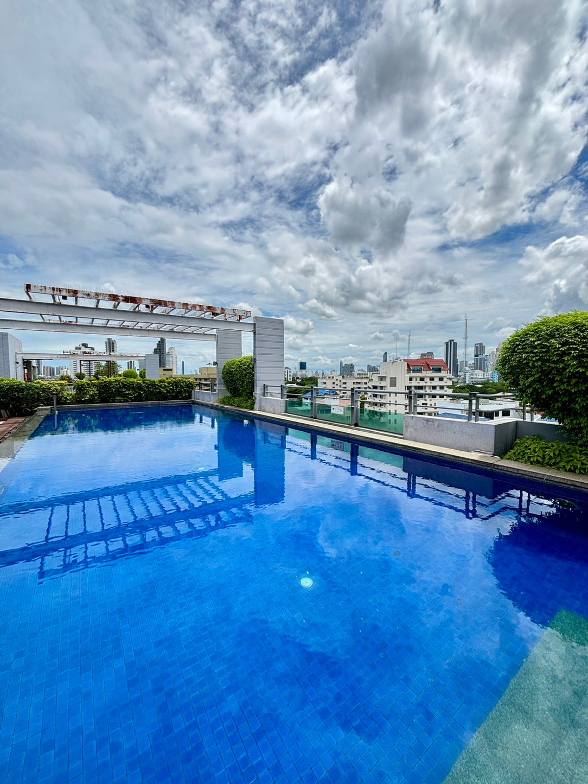 ขายคอนโดสาทร นราธิวาส : ขายคอนโด Sathorn Plus by The Garden – ทำเลสาทร ใจกลางเมือง-ซอยเย็นอากาศ 2ห้องนอน 2ห้องน้ำ  73.76 ตรม.