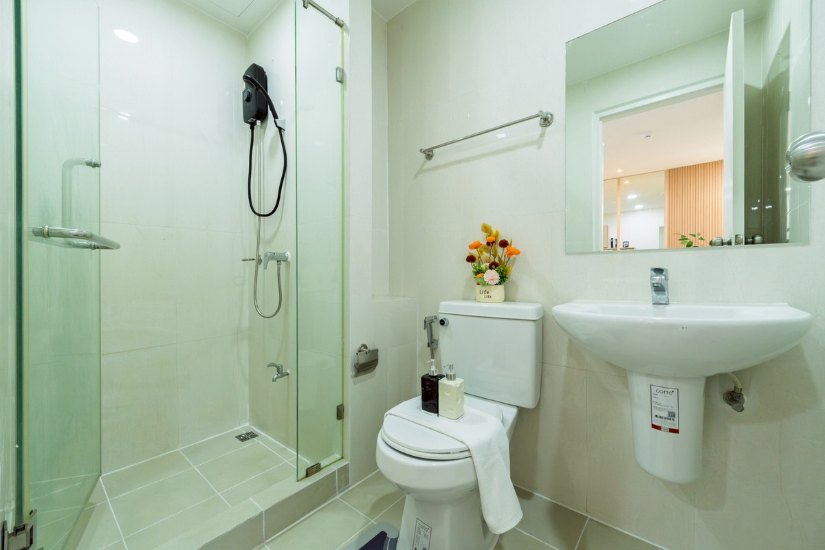 ขายคอนโดบางนา แบริ่ง ลาซาล : K-6801 ห้องสวย ตกแต่งใหม่ ใกล้ BTS แบริ่ง ขายด่วน ! ไอคอนโด สุขุมวิท 105  พร้อมอยู่