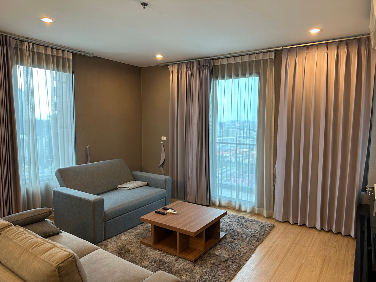 For SaleCondoRama9, Petchburi, RCA : Luxury condo for sale in the heart of the city - Villa Asoke, 41st floor, area 125.42 sq m, selling price 20M