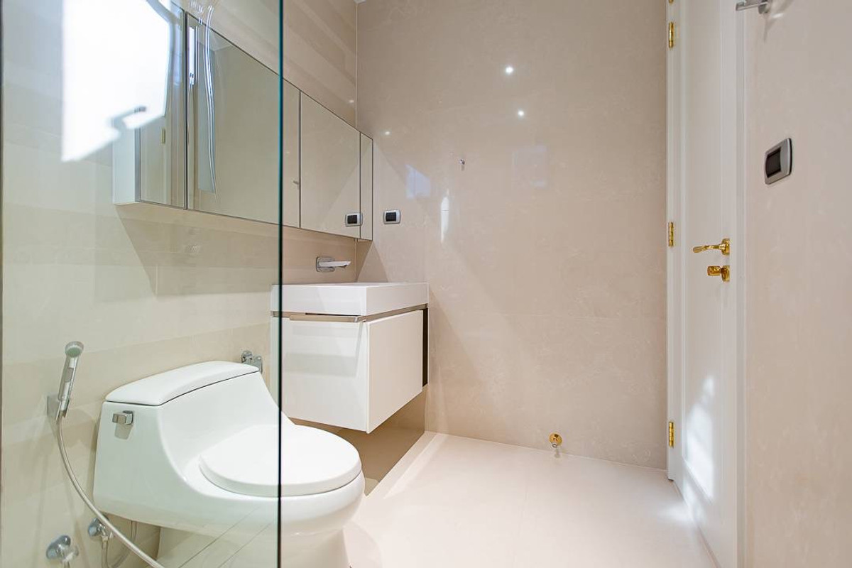 CondoSukhumvit, Asoke, Thonglor : For rent and sale Marque Sukhumvit 39 2 bedrooms 3 bathrooms fully furnished. Ready to move in!