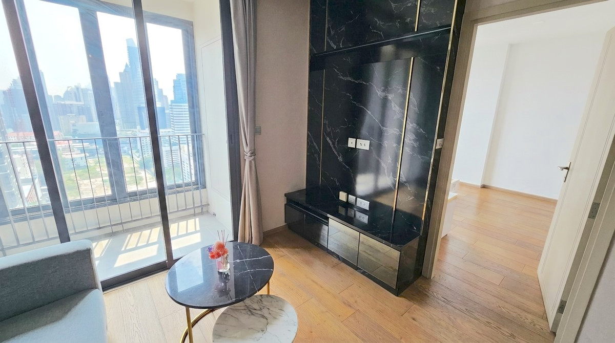 ขายคอนโดราชเทวี พญาไท : 🔥 ขายด่วน 🔥  FQ  ถูกสุด ต่อรองได้ สามารถนัดดูห้องจริงได้ ห้องสวย กว้าง  วิวดี  Call : 0619824959 Line ID :  elegant.289