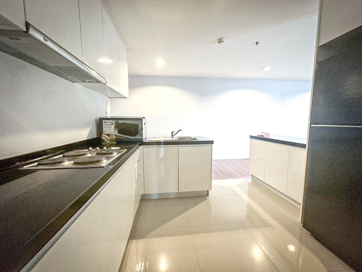 ให้เช่าคอนโดพระราม 9 เพชรบุรีตัดใหม่ RCA :  💥 FOR RENT   :   Belle  Avenue  Rama 9  Condo   💥  