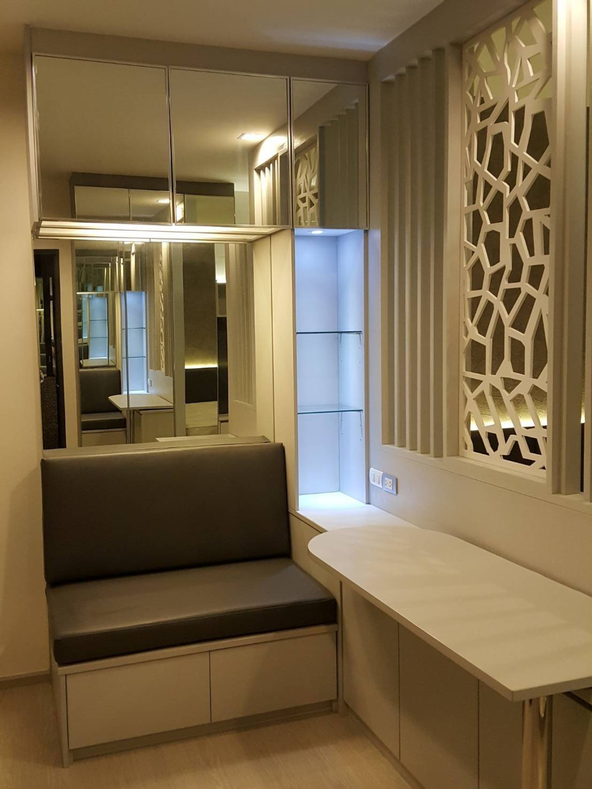 For RentCondoSukhumvit, Asoke, Thonglor : 💥CP-4241💥Rhythm Sukhumvit 36 - 38👉Line : @primahome