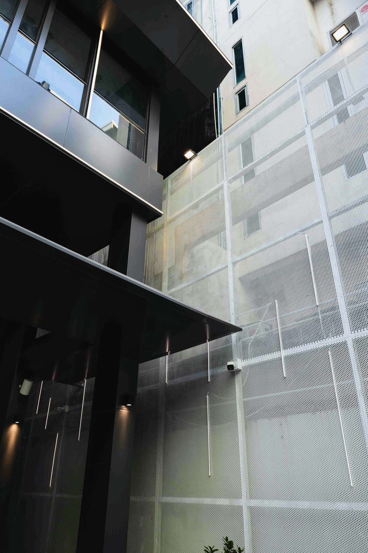 For RentShop HouseSukhumvit, Asoke, Thonglor : For RENT Commercial Space 150sqm Duplex 3Fl Thonglor6 Near BTS Thong Lo For Beauty Salon Spa Aesthetic Clinics