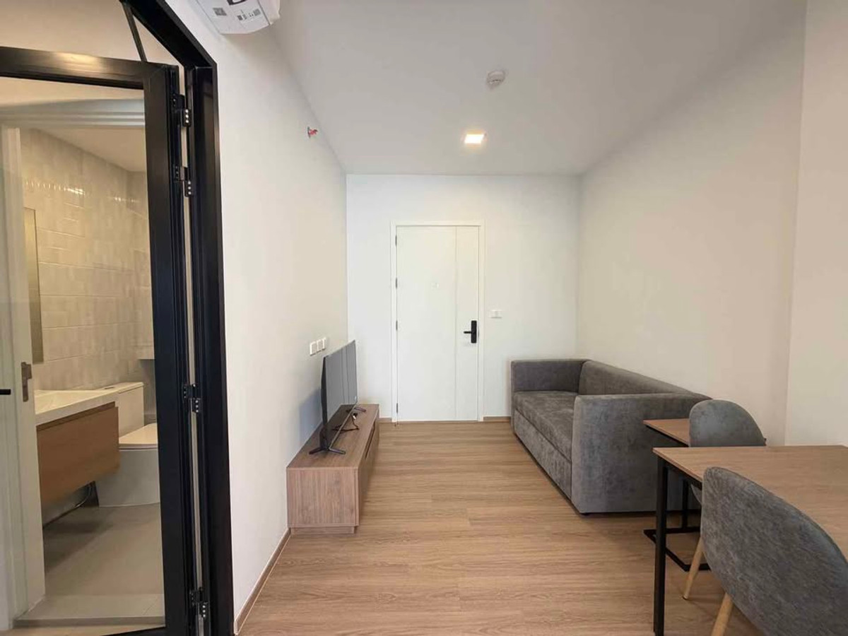 For RentCondoPinklao, Charansanitwong : ⭐️ Chapter One Spark Charan⭐️ 1 bedroom, 1 bathroom, beautiful room, has electrical appliances, ready to move.