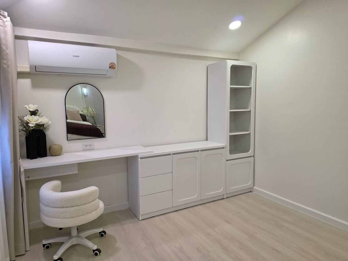 ขายคอนโดอ่อนนุช อุดมสุข : K-6807 ขายด่วน🔥🔥 ! ห้องใหญ่ style duplex ตกแต่งใหม่ Eastwood อ่อนนุช พร้อมอยู่