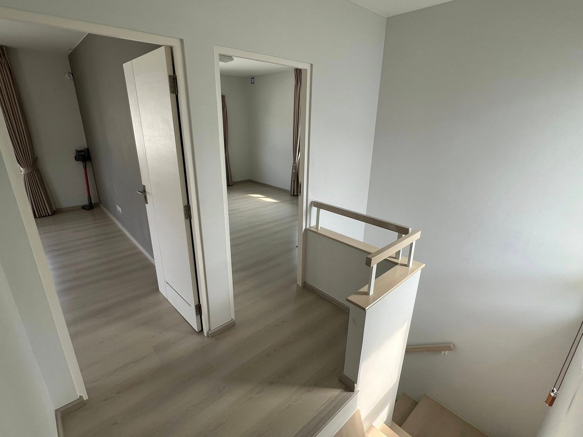 For RentHouseSamut Prakan,Samrong : Villaggio Bangna - Theparak / 3 bedrooms (FOR RENT), Villaggio Bangna - Theparak / 3 Bedrooms (FOR RENT) YOK111