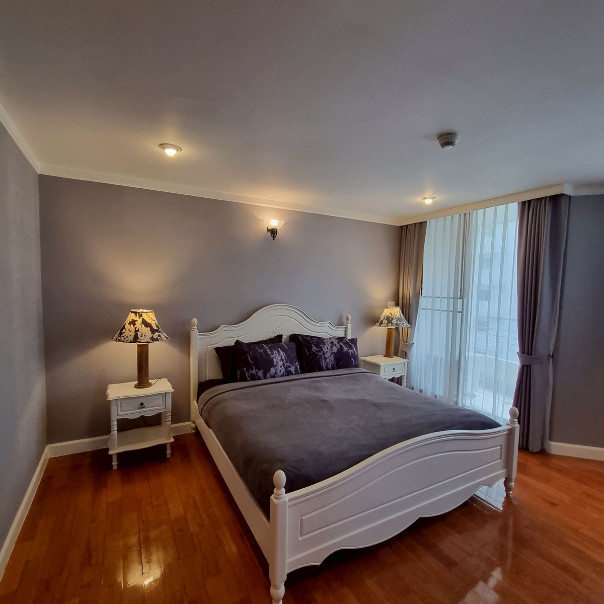 CondoSukhumvit, Asoke, Thonglor : ✨ Private kingdom 142 sq m in the heart of Sukhumvit 39✨ Wide area like living in a single house. With a 180 degree city view!📸