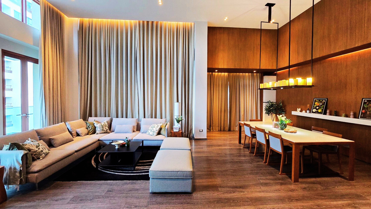 For RentCondoWitthayu, Chidlom, Langsuan, Ploenchit : 🌟 Ultra-Luxury Living in Ploenchit! FOR RENT: The Crest Ruamrudee – Massive 265.83 sq.m. Residence