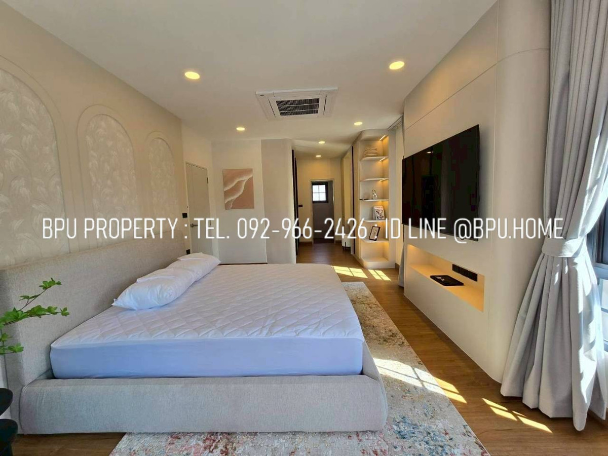 ให้เช่าบ้านบางนา แบริ่ง ลาซาล : ** ให้เช่าบ้านเดี่ยว 4 ห้องนอน ** Centro บางนา ใกล้ เมกะบางนา (โครงการใหม่ เฟส 2)