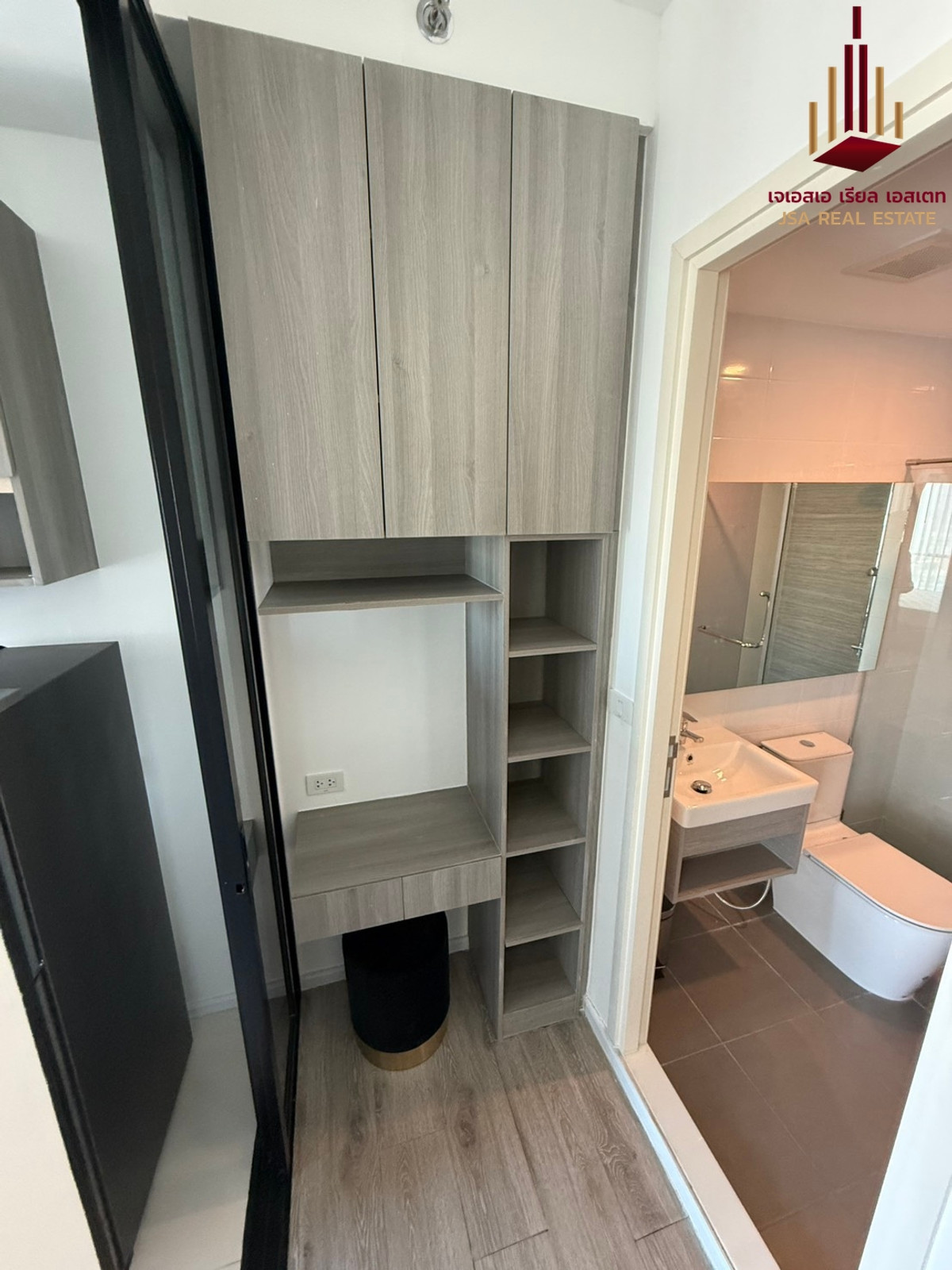 For RentCondoSamut Prakan,Samrong : ✨ For Rent: Knightsbridge Sukhumvit-Thepharak Condo ✨ 💰 Only 11,000 THB/month