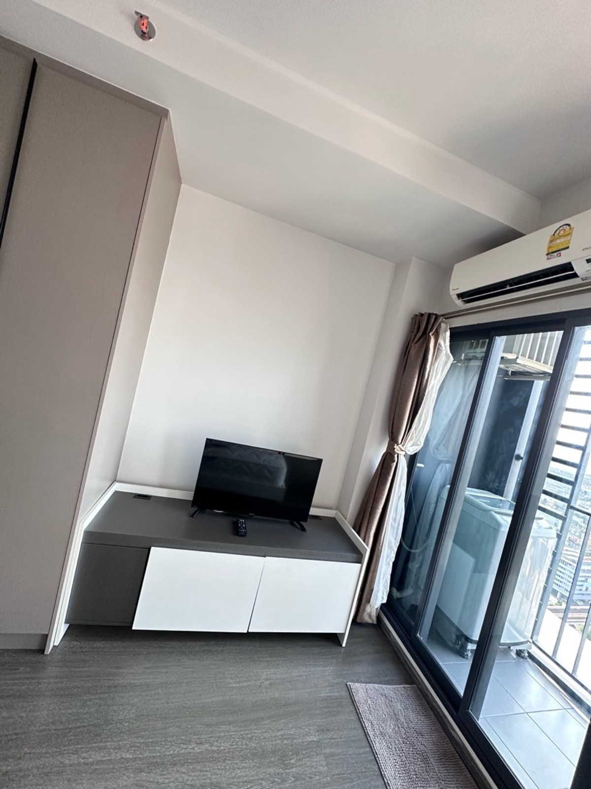 For RentCondoOnnut, Udomsuk : For rent, Ideo Sukhumvit 93, next to BTS Bang Chak.