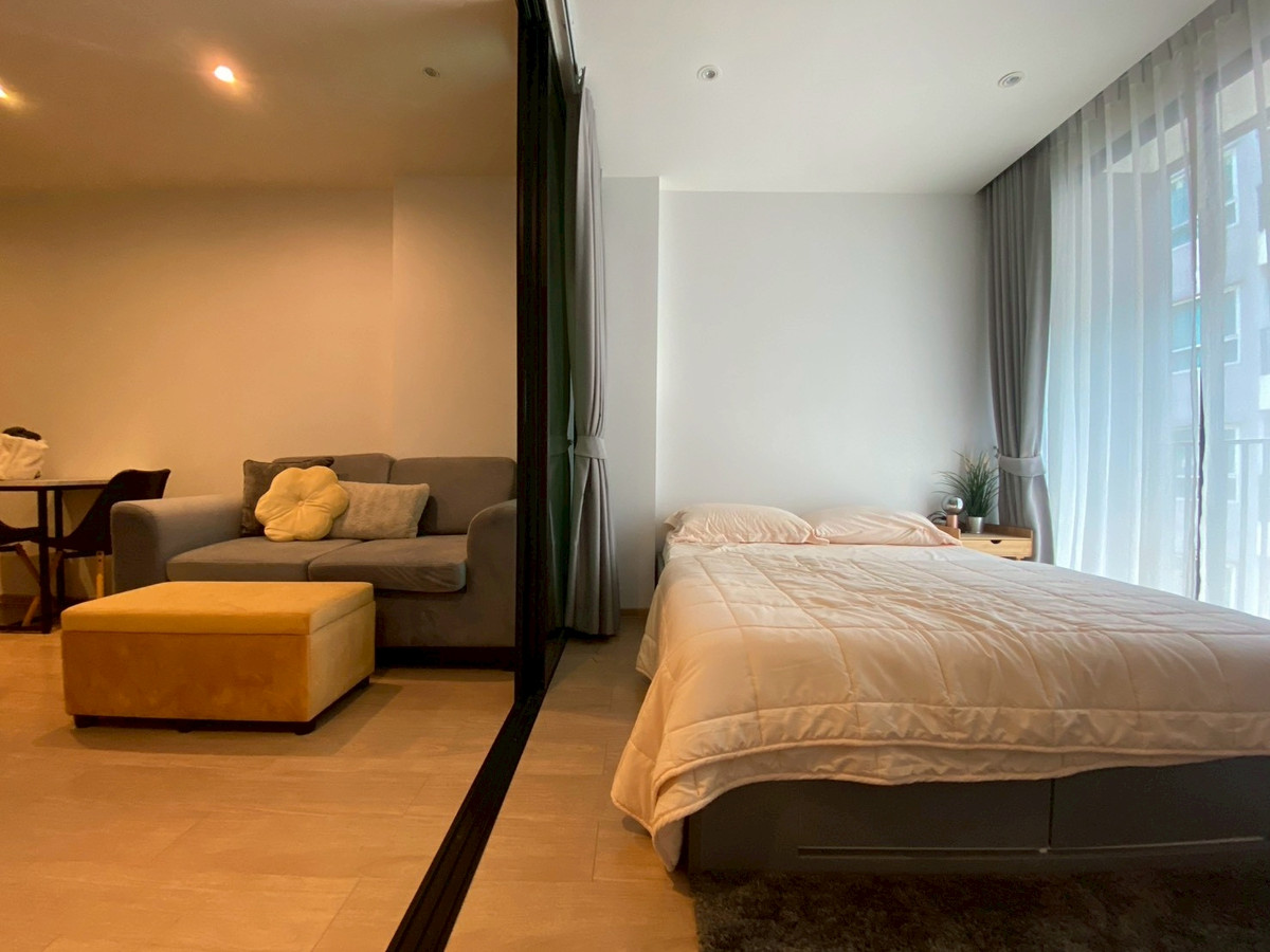 For RentCondoThaphra, Talat Phlu, Wutthakat : Condo for rent, The Matt Sathorn Thapra 2, next to BTS Talat Phlu, 150 meters, fully furnished, only 9,500 baht.