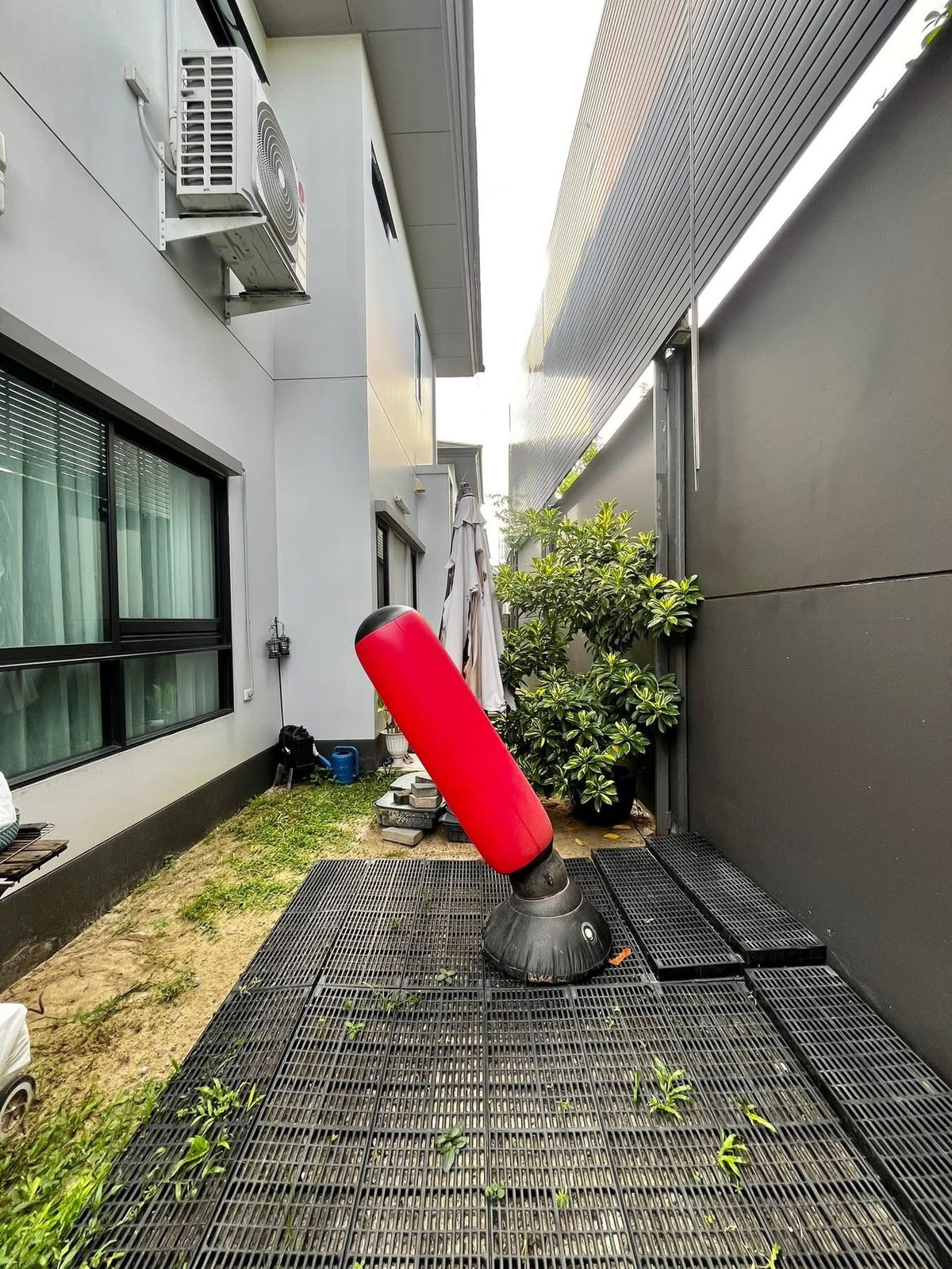 For RentHouseNonthaburi, Bang Yai, Bangbuathong : Luxury detached house for rent Setthasiri Village, Rama 5, fully furnished, near Lotus Nakhon In and The Walk Ratchaphruek.