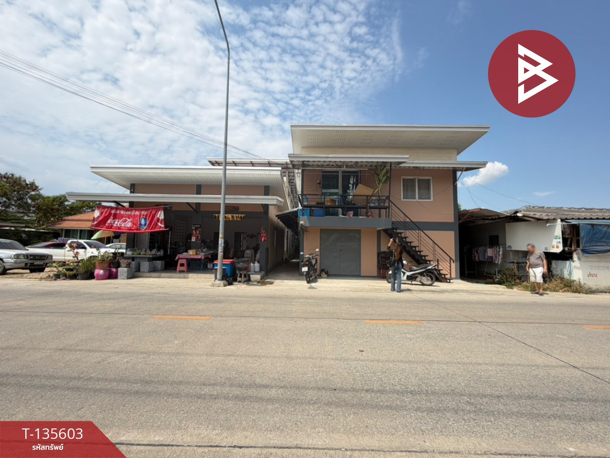 For SaleLandPathum Thani,Rangsit, Thammasat : Land for sale with buildings, area 350 square meters, Lam Luk Ka, Pathum Thani.