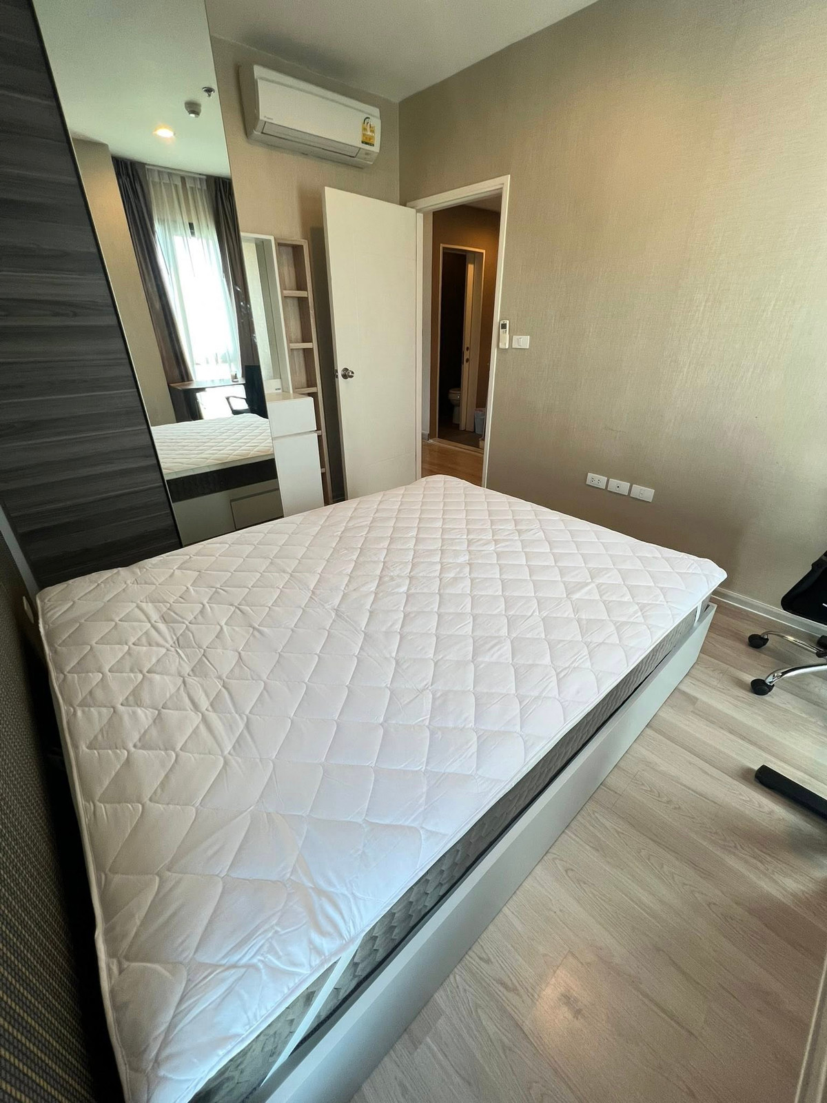 For RentCondoRatchadapisek, Huaikwang, Suttisan : 🩷🌷Centric Huaikwang🌷🩷 2 Beds 1 Bath, Rental 30,000 Baht