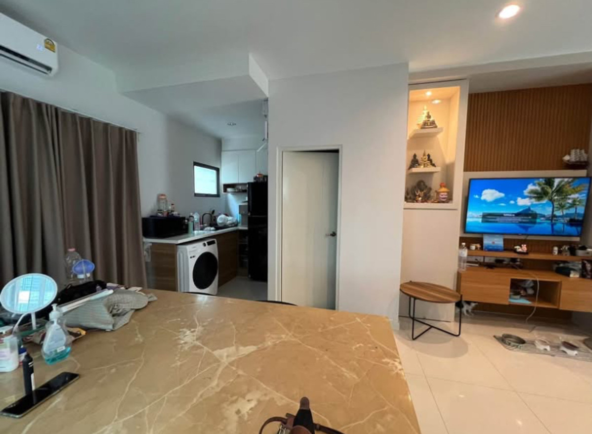 ทาวน์โฮมพระราม 5 ราชพฤกษ์ บางกรวย : ขาย / ให้เช่าทาวน์โฮมหรู บ้านกลางเมือง ราชพฤกษ์ ติดถนน ตรงข้าม Central Westville