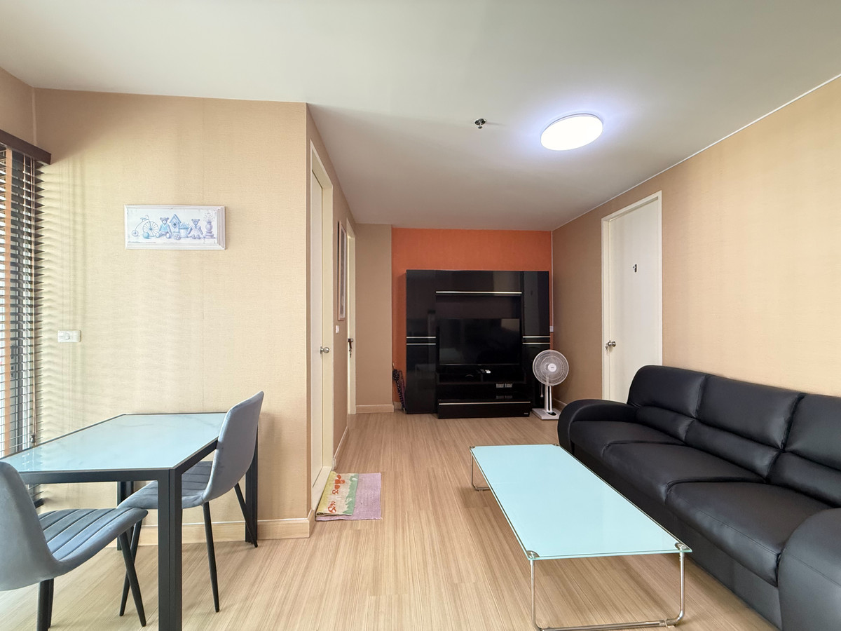 For RentCondoPattanakan, Srinakarin : FOR RENT 	The Parkland Srinakarin **Corner Room**Ready to Move in**