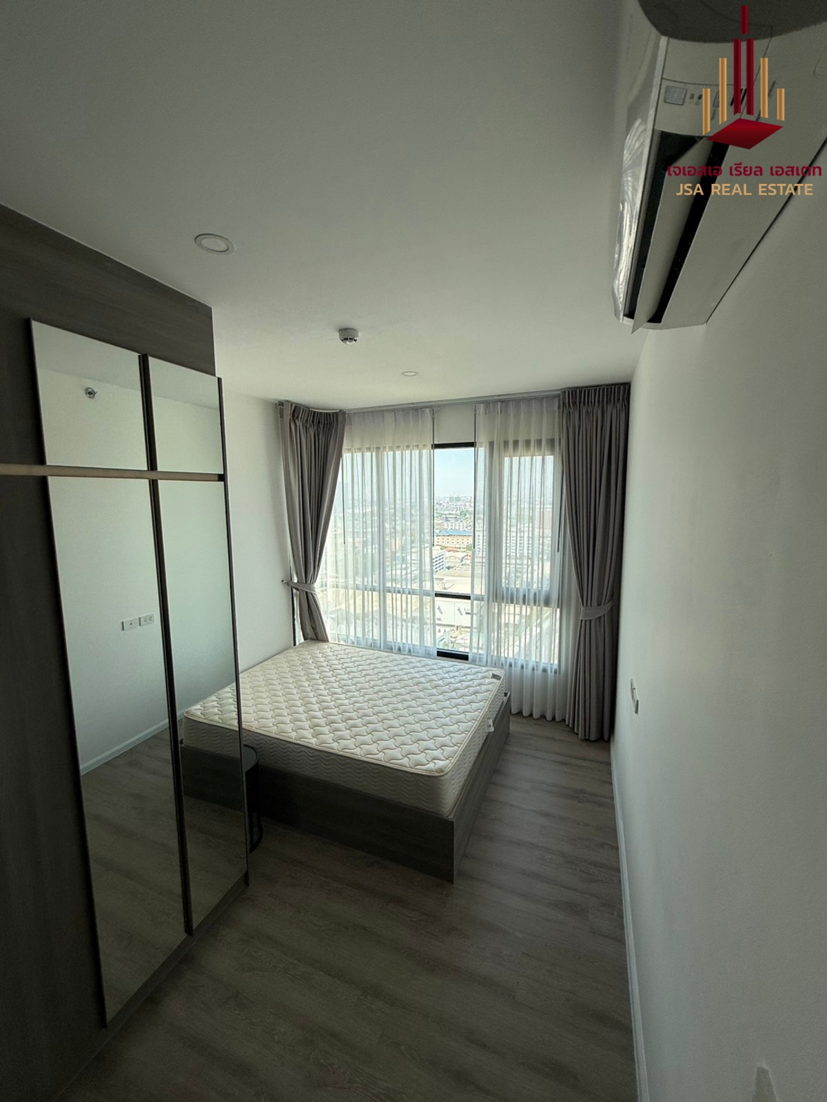 For RentCondoSamut Prakan,Samrong : ✨ For Rent: Knightsbridge Sukhumvit-Thepharak Condo ✨ 💰 Only 11,000 THB/month