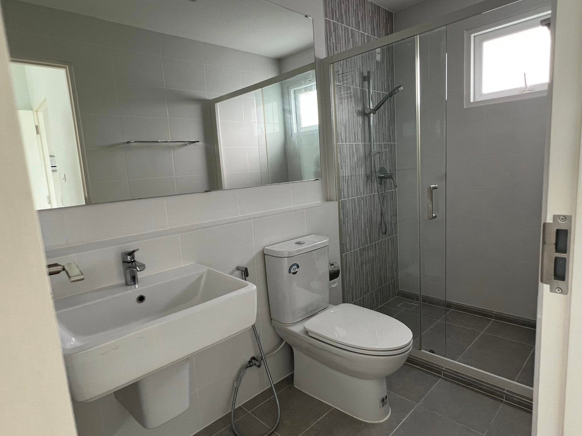 For RentHouseSamut Prakan,Samrong : Villaggio Bangna - Theparak / 3 bedrooms (FOR RENT), Villaggio Bangna - Theparak / 3 Bedrooms (FOR RENT) YOK111