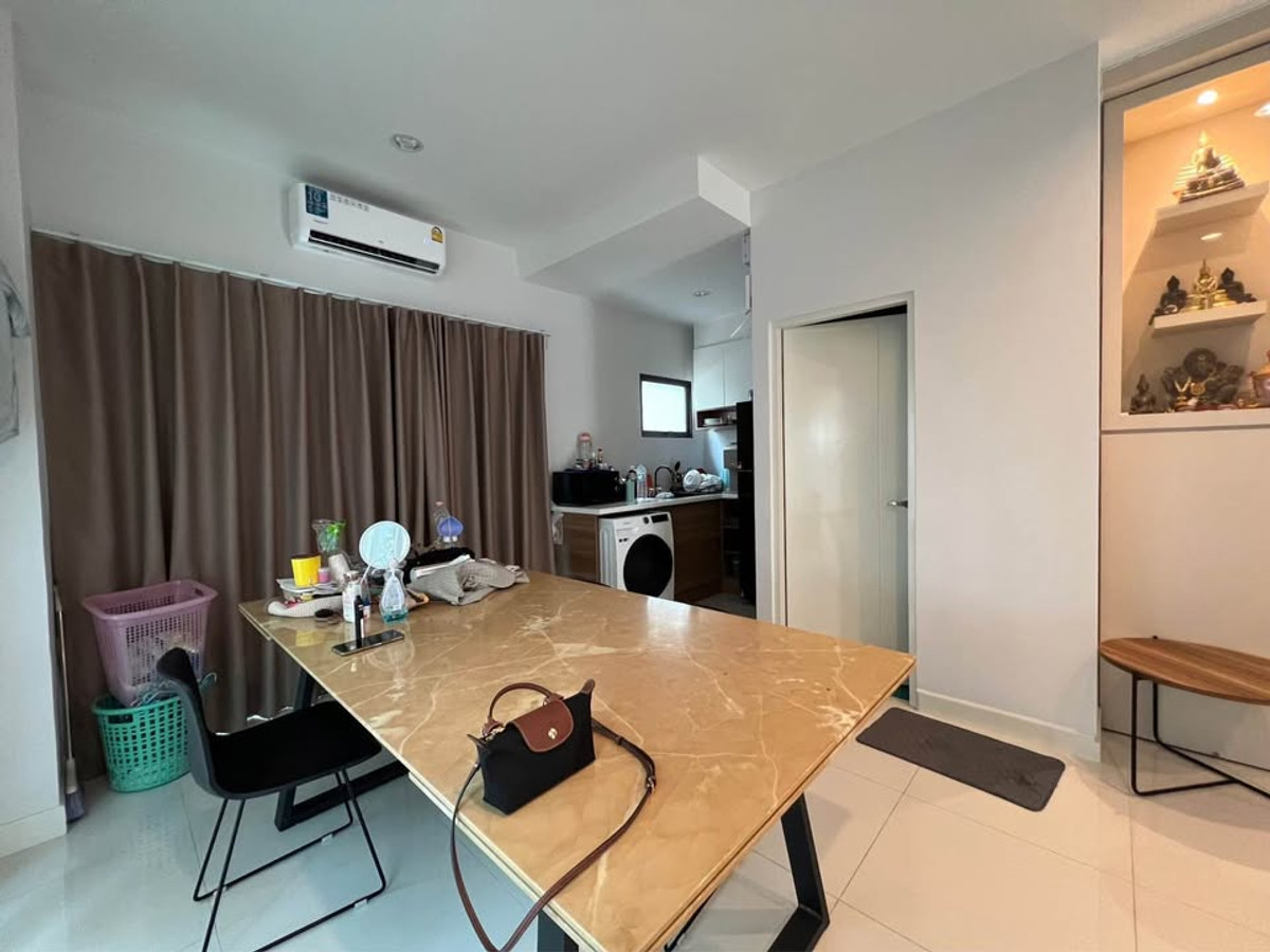 ให้เช่าทาวน์โฮมพระราม 5 ราชพฤกษ์ บางกรวย : ให้เช่า  บ้านกลางเมือง ราชพฤกษ์ ทาวน์โฮมหรู 3 ชั้น 3ห้องนอน 3ห้องน้ำ หลังใหญ่ที่สุดในโซน หลังมุม พร้อมเข้าอยู่