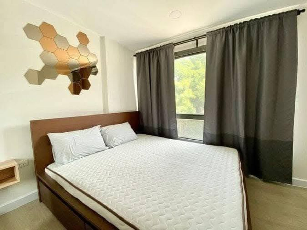 For RentCondoRatchadapisek, Huaikwang, Suttisan : For Rent ✨ Metro Luxe Rose Gold Phahol - Sutthisan ✨ Near MRT Sutthisan. Fully furnished with appliances.