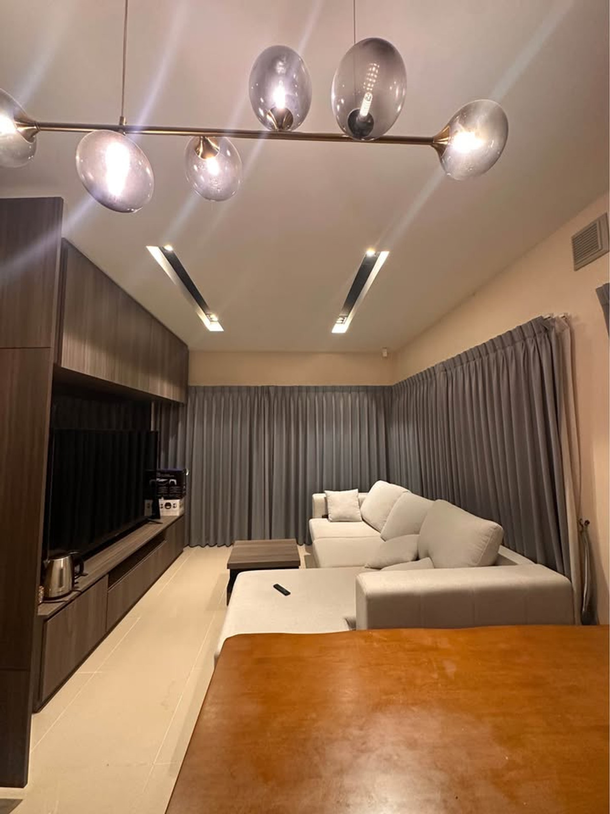 For RentHouseLadkrabang, Suwannaphum Airport : For rent, Phase 8, 53 sq m, 4 bedrooms, 3 bathrooms, 2-story detached house, Perfect Place, Sukhumvit 77, Suvarnabhumi.