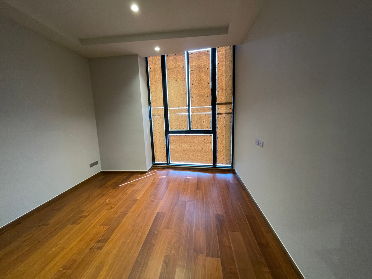 ขายคอนโดสาทร นราธิวาส : [ขาย] Rare Item! One Altitude เจริญกรุง คอนโด Ultra Luxury ความเป็นส่วนตัวสูงสุดเพียง 85 ยูนิต ใกล้ Shrewsbury International School เพียง 280 เมตร สัมผัสประสบการณ์การอยู่อาศัยที่เหนือระดับ บนทำเลศักยภาพ “เจริญกรุง-จันทน์“ ตอบโจทย์ครอบครัวยุคใหม่