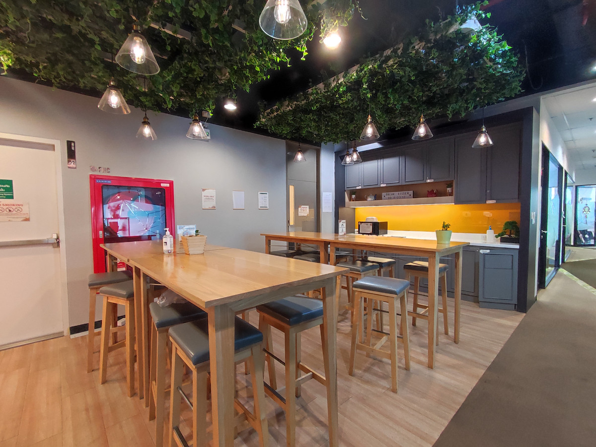 For RentOfficeRama9, Petchburi, RCA : Bangkok Office For Rent Rama9 Serviced Office G Tower Office Building Fully-Furnished Starting for 1 - 50 Workstations (Rental Price starting from 10,000 THB/month) closed to MRT Phra Ram9, Ratchada, Huaykhwang, Rama9