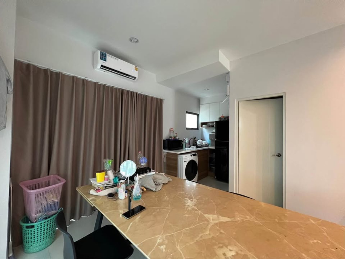 ให้เช่าทาวน์โฮมพระราม 5 ราชพฤกษ์ บางกรวย : ให้เช่า  บ้านกลางเมือง ราชพฤกษ์ ทาวน์โฮมหรู 3 ชั้น 3ห้องนอน 3ห้องน้ำ หลังใหญ่ที่สุดในโซน หลังมุม พร้อมเข้าอยู่