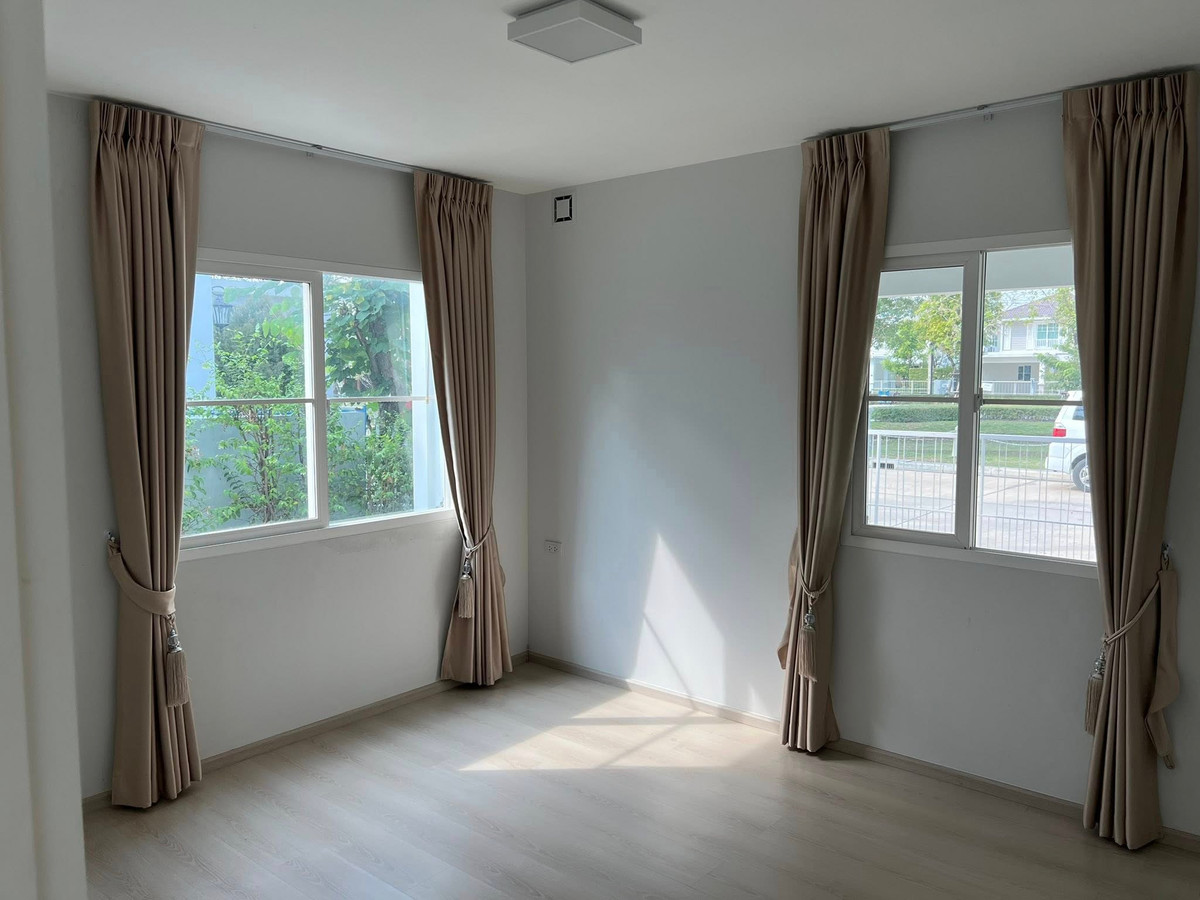 For RentHouseSamut Prakan,Samrong : Villaggio Bangna - Theparak / 3 bedrooms (FOR RENT), Villaggio Bangna - Theparak / 3 Bedrooms (FOR RENT) YOK111