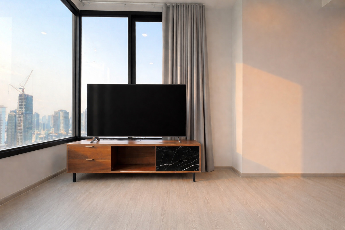 For RentCondoSukhumvit, Asoke, Thonglor : For rent: XT Ekkamai, very nice room, good price, beautifully decorated, high floor, city view.