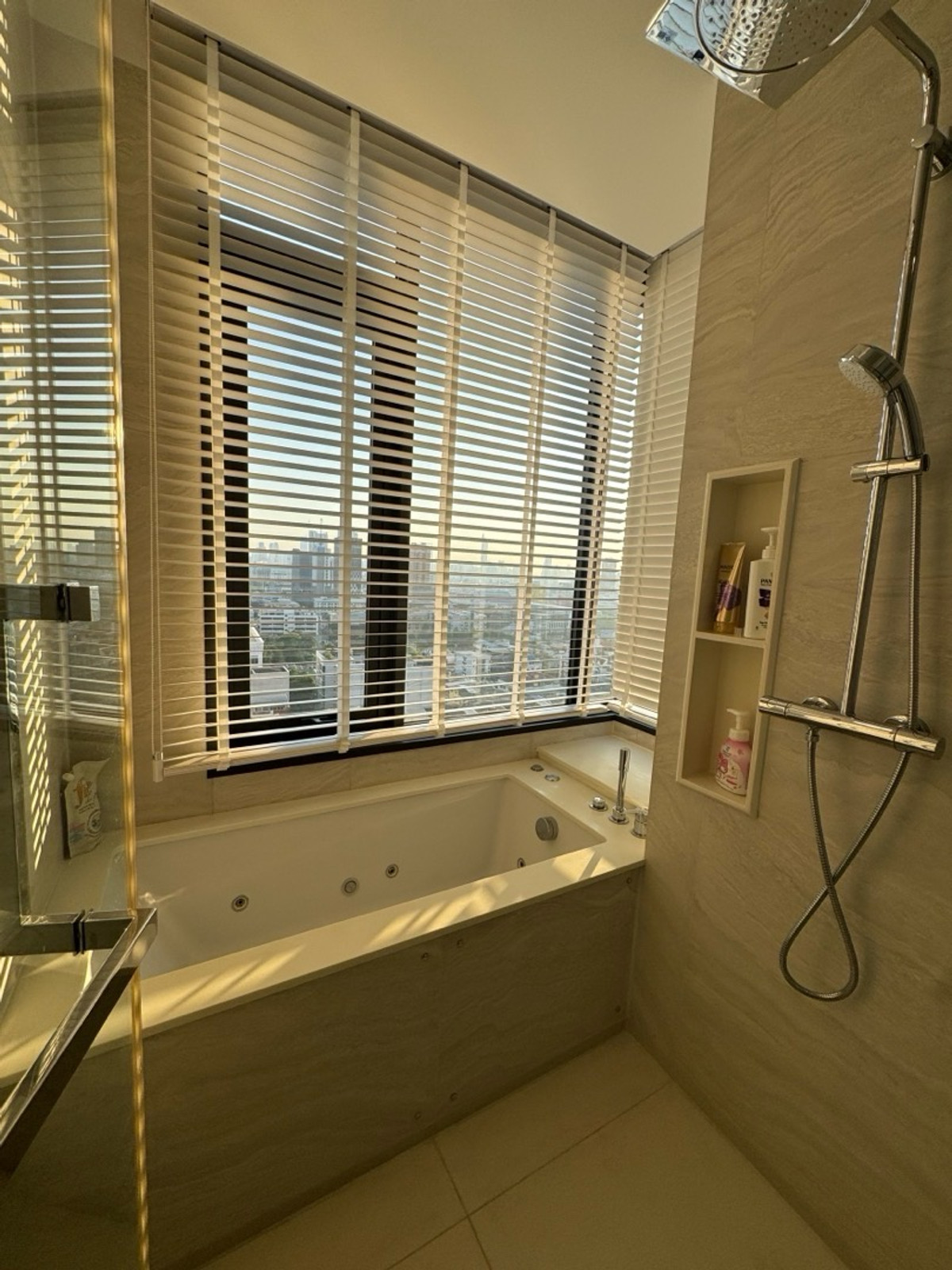 For RentCondoRatchathewi,Phayathai : The Address Siam-Ratchathewi 2Bedrooms 68,000/month,, Luxury Condo near BTS Ratchathewi✨ ☎️Call/Line: 094-162-4424