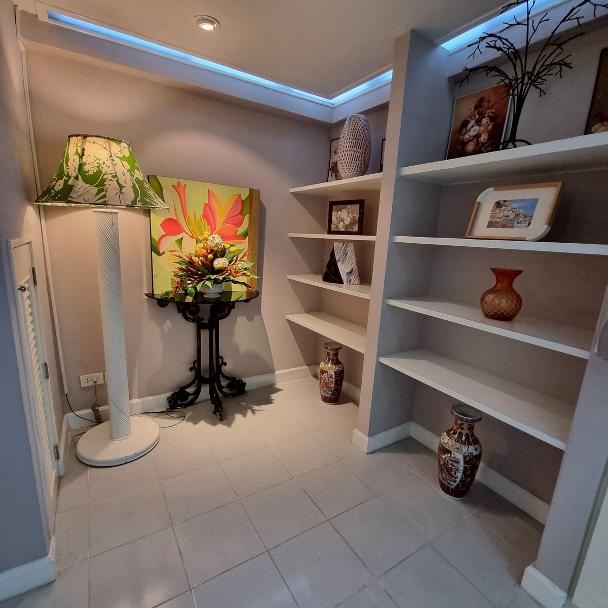 CondoSukhumvit, Asoke, Thonglor : ✨ Private kingdom 142 sq m in the heart of Sukhumvit 39✨ Wide area like living in a single house. With a 180 degree city view!📸