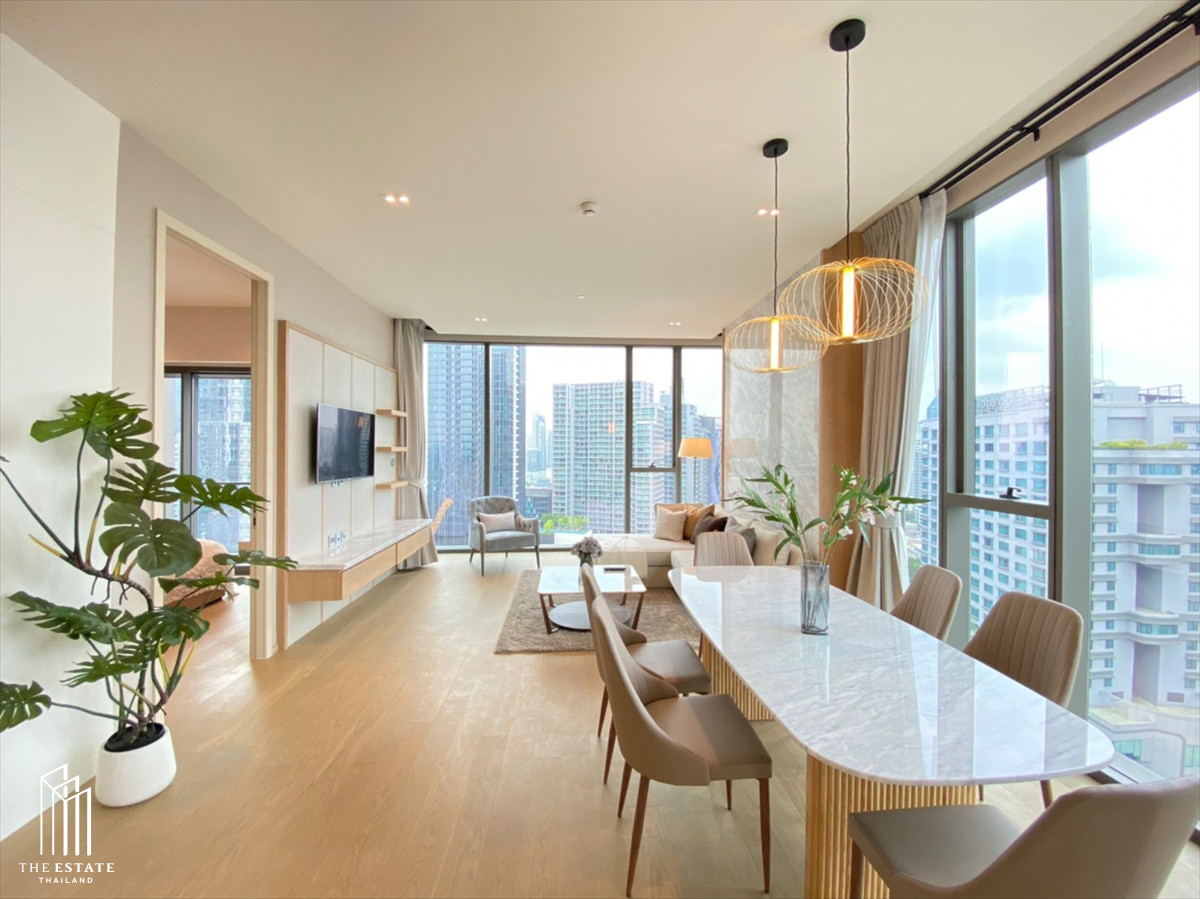 ให้เช่าคอนโดสุขุมวิท อโศก ทองหล่อ : Condo for RENT The Strand Thonglor  ชั้นสูงวิวโล่งเห็นแนวรถไฟฟ้าและวิวเมืองกรุงเทพฯ@130,000 Baht