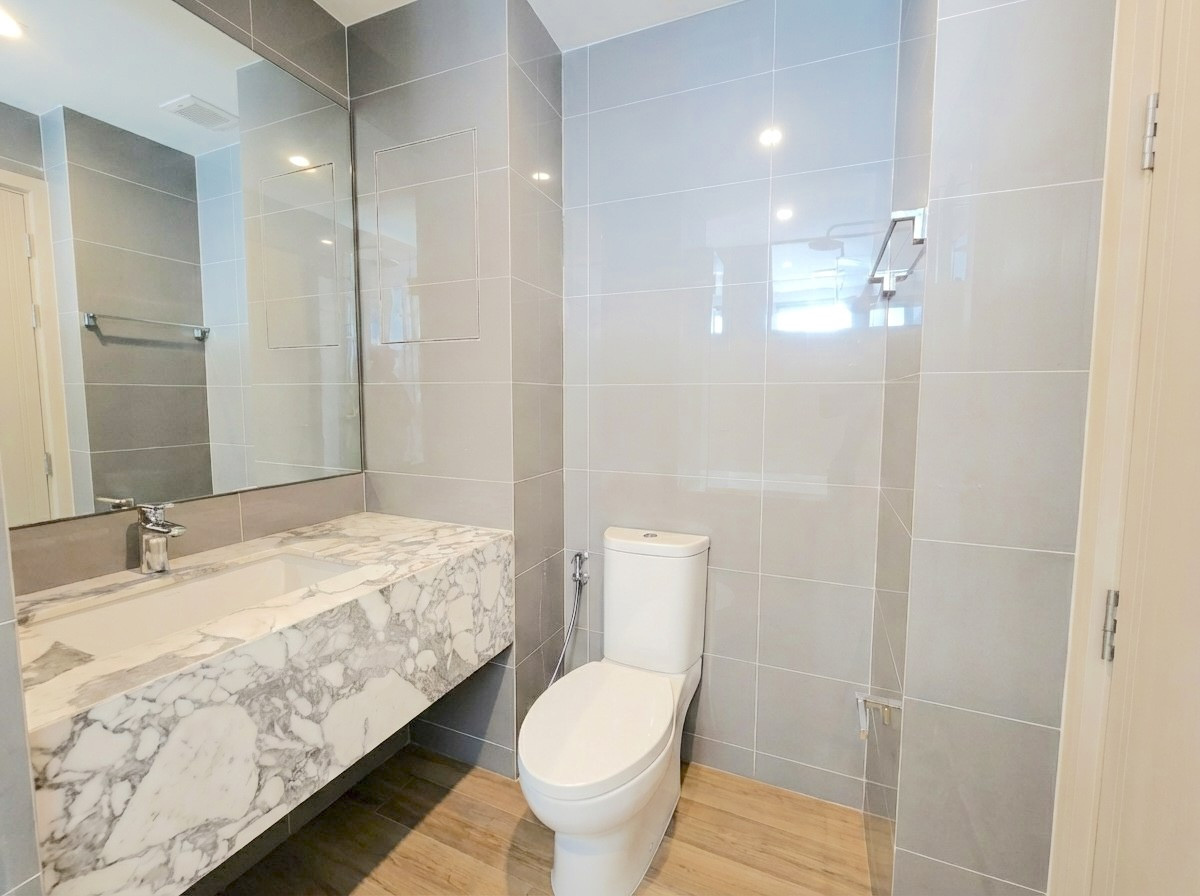 ขายคอนโดราชเทวี พญาไท : 🔥 ขายด่วน 🔥  FQ  ถูกสุด ต่อรองได้ สามารถนัดดูห้องจริงได้ ห้องสวย กว้าง  วิวดี  Call : 0619824959 Line ID :  elegant.289