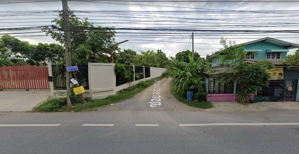 For SaleLandPathum Thani,Rangsit, Thammasat : Urgent sale of land in Khlong Ha, beautiful plot of gold. The owner is in a hurry to sell!! 10,000 per square wa.