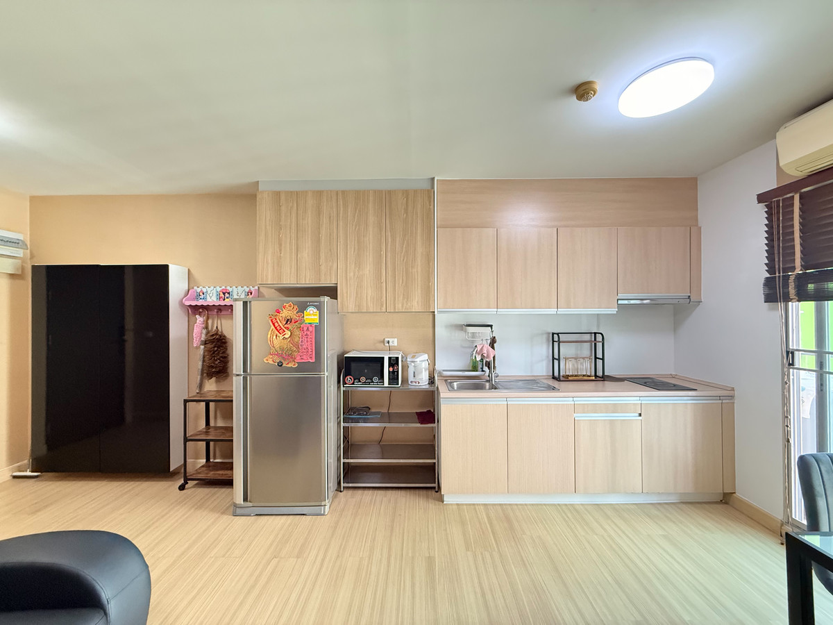 For RentCondoPattanakan, Srinakarin : FOR RENT 	The Parkland Srinakarin **Corner Room**Ready to Move in**