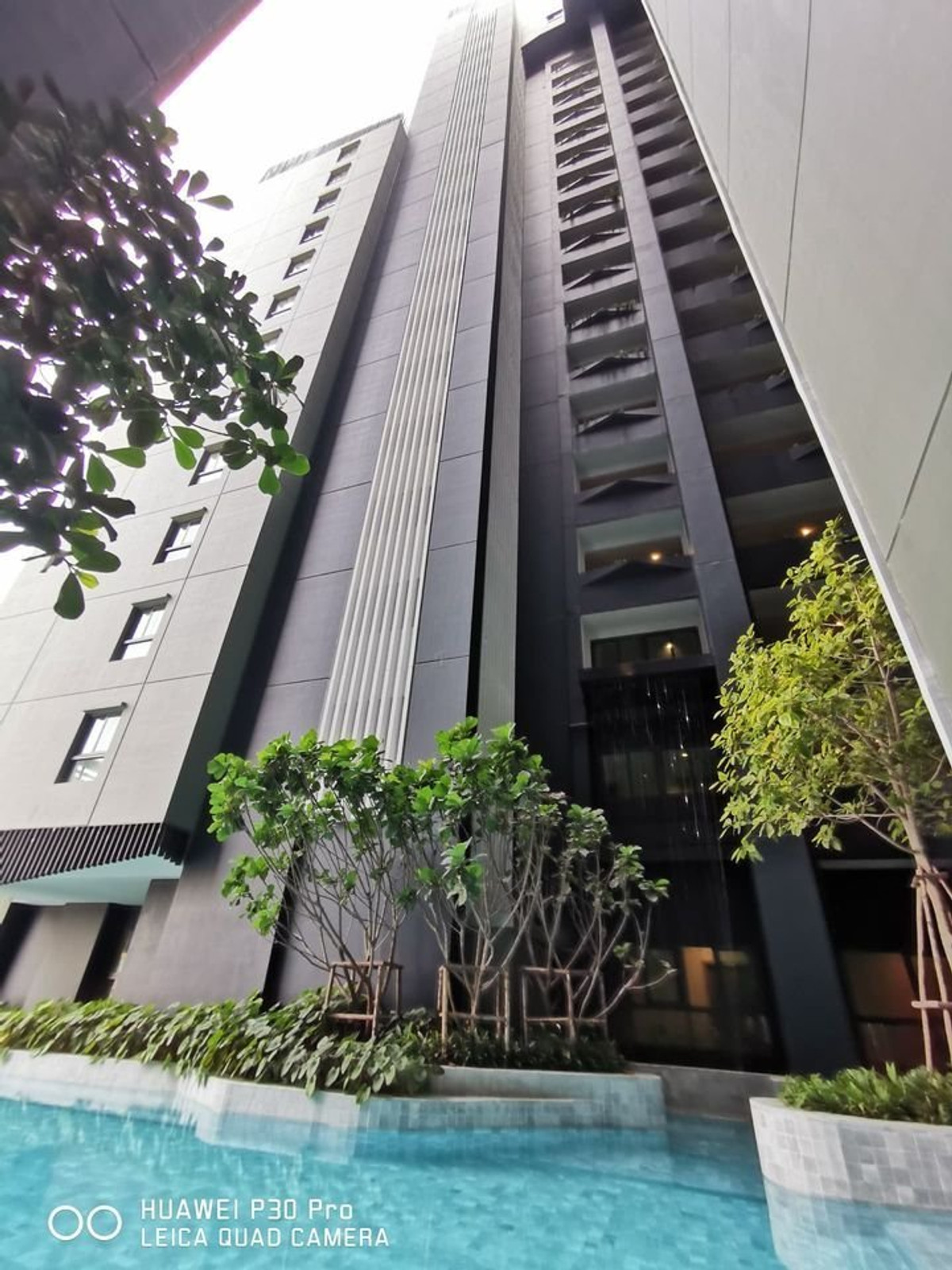 For SaleCondoWongwianyai, Charoennakor : Ideo Sathorn - Wongwian Yai / Studio (SALE WITH TENANT), Ideo Sathorn - Wongwian Yai / Studio (sale with tenant) PT128